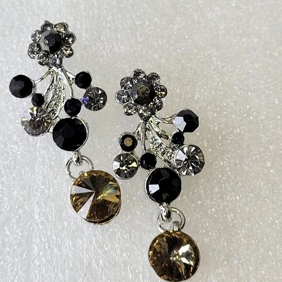 Black Crystal Stone Drop Dangle Earrings - Picture 3 of 11